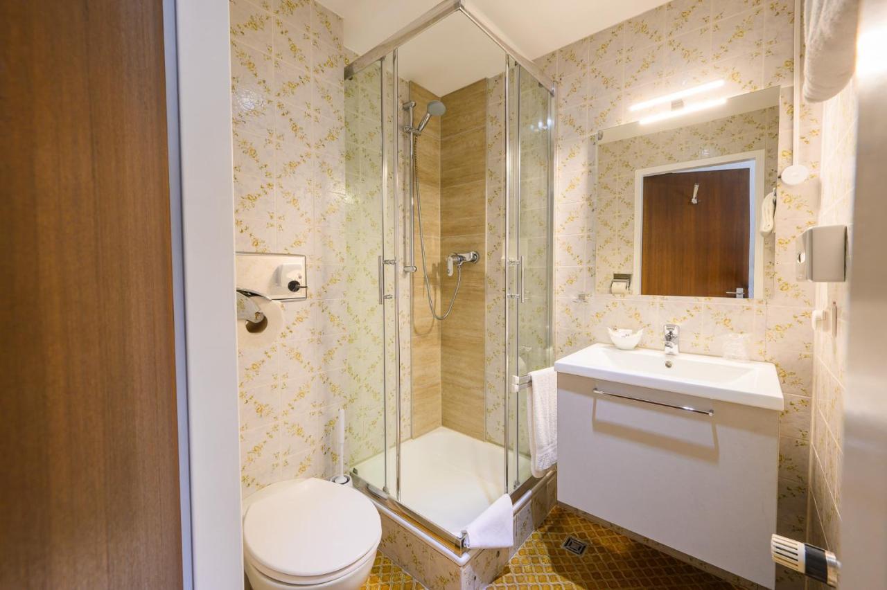 Hotel Kaspar Garni Siegburg Dış mekan fotoğraf