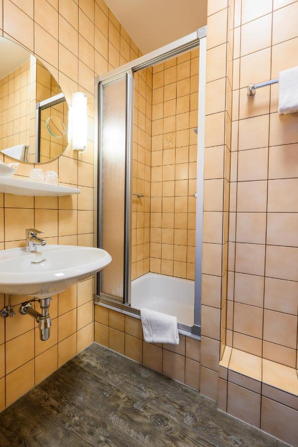 Hotel Kaspar Garni Siegburg Dış mekan fotoğraf